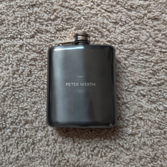 NEW Peter Werth Flask - Picture 1 of 6